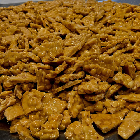 🍯 Vegan Peanut Brittle – Sweet, Crunchy & Irresistible